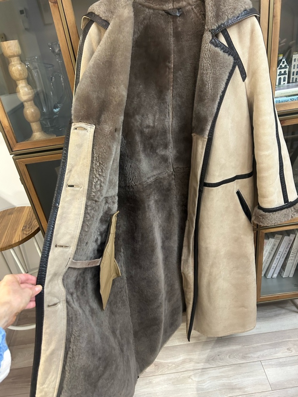 Vintage Genuine Leather Sheepskin Long Coat - Picture 14 of 16